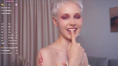 MollieKaltved live cam on Cam4