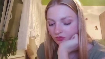 MollieOrozco live cam on Cam4