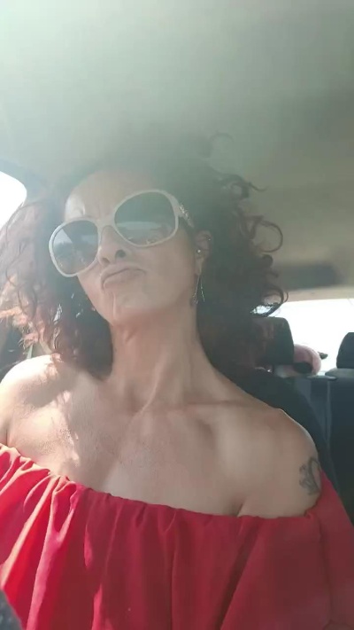 Molly2 live cam on Cam4