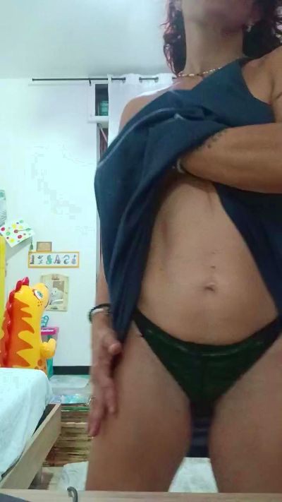 Molly2 live cam on Cam4