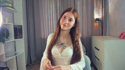 MollyPeek live cam on Cam4