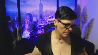MollySun2 live cam on Cam4