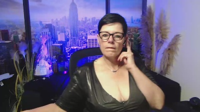 MollySun2 live cam on Cam4