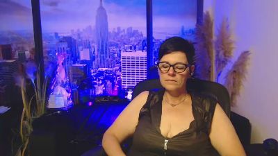 MollySun2 live cam on Cam4