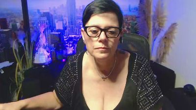 MollySun2 live cam on Cam4