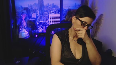 MollySun2 live cam on Cam4