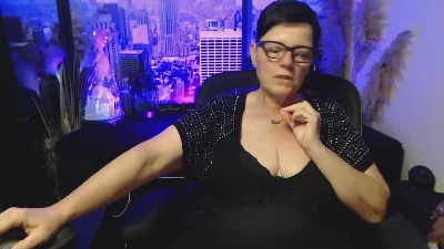 MollySun2 live cam on Cam4