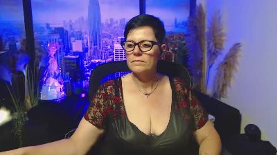 MollySun2 live cam on Cam4