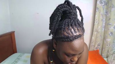 Molly_navi live cam on Cam4