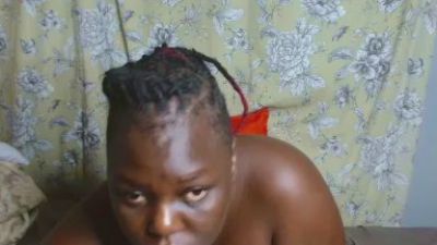 Molly_navi live cam on Cam4