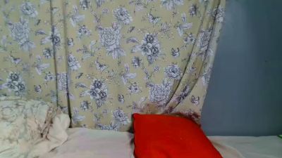 Molly_navi live cam on Cam4