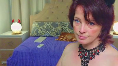 MommyMelodie live cam on Cam4