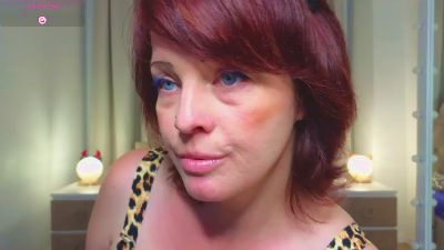 MommyMelodie live cam on Cam4