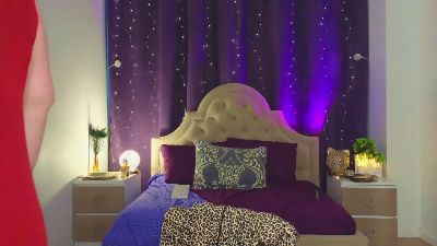 MommyMelodie live cam on Cam4