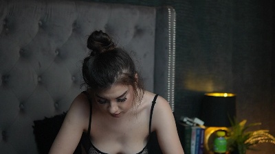 MonaPinky live cam on Cam4