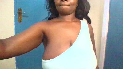 Monamore live cam on Cam4