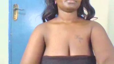 Monamore live cam on Cam4