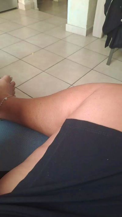 Monellina77 live cam on Cam4