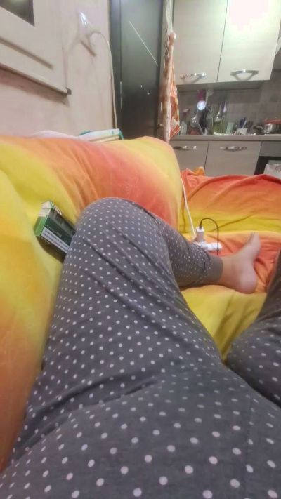 Monellina77 live cam on Cam4