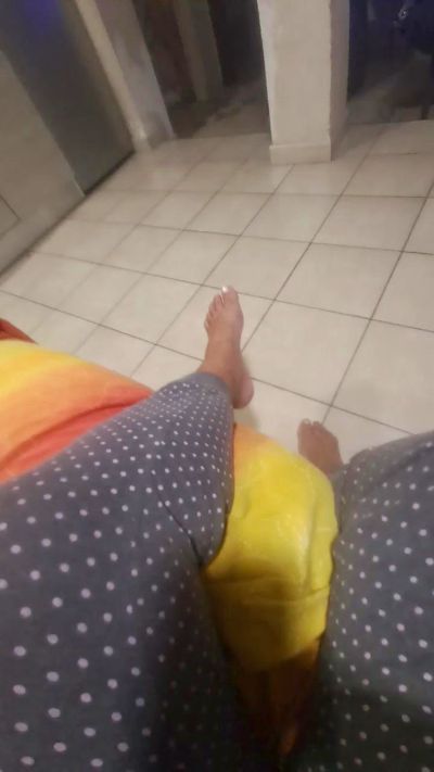 Monellina77 live cam on Cam4