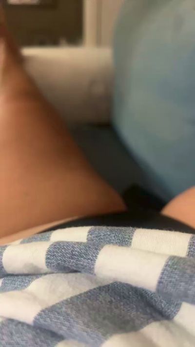 Monellina77 live cam on Cam4
