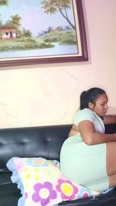 Monica2702 live cam on Cam4
