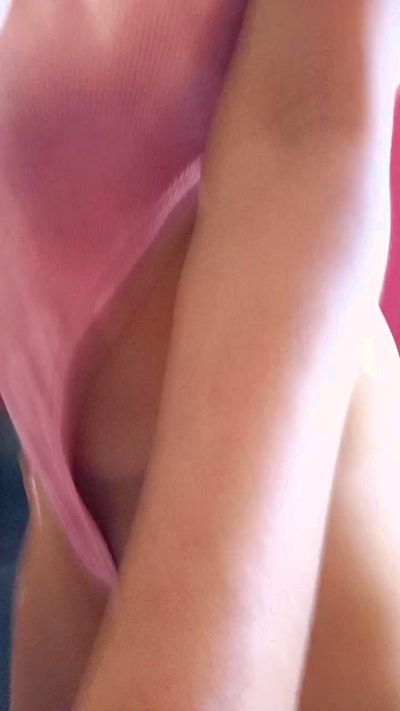 Monica2702 live cam on Cam4