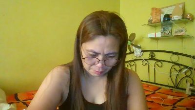 Monicabrave79 live cam on Cam4