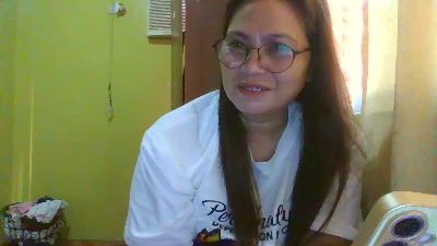 Monicabrave79 live cam on Cam4