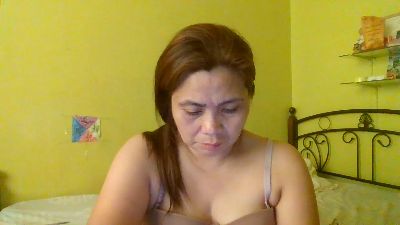 Monicabrave79 live cam on Cam4