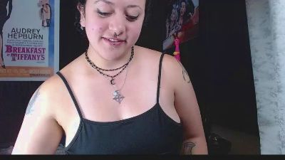 MonikaBohn99 live cam on Cam4