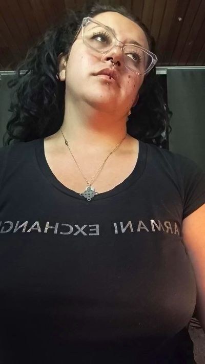 MonikaBohn99 live cam on Cam4