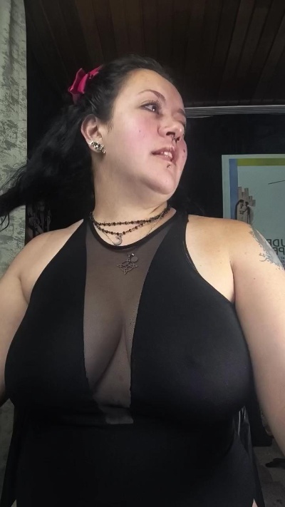 MonikaBohn99 live cam on Cam4