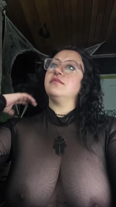 MonikaBohn99 live cam on Cam4