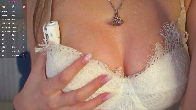 MonikaHerschell live cam on Cam4