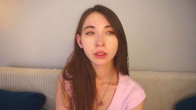 MonikaHerschell live cam on Cam4