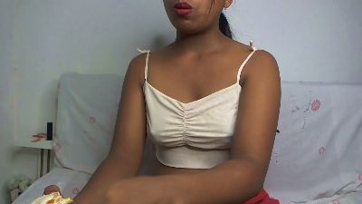 Monikan live cam on Cam4