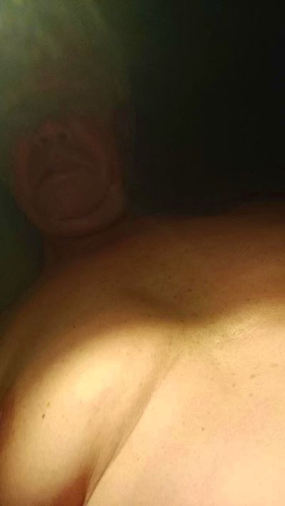 Mono2023 live cam on Cam4