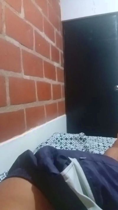 Monosqui live cam on Cam4