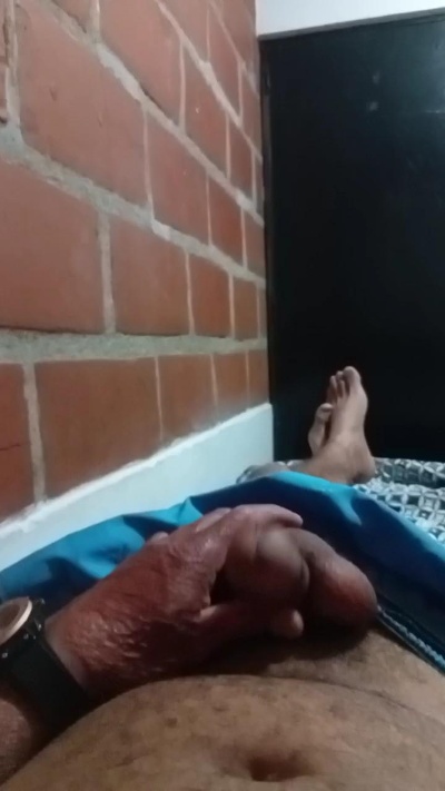 Monosqui live cam on Cam4