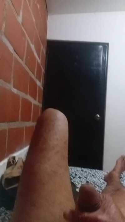 Monosqui live cam on Cam4