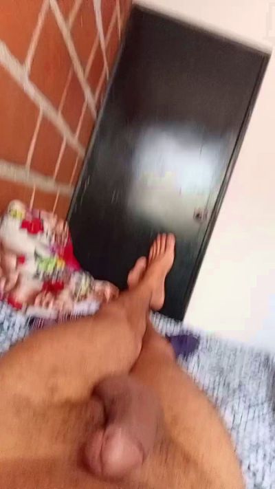 Monosqui live cam on Cam4