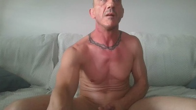 Mons75 live cam on Cam4