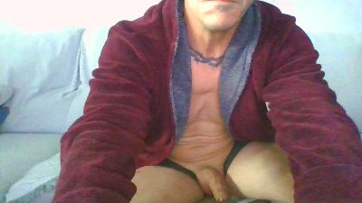 Mons75 live cam on Cam4