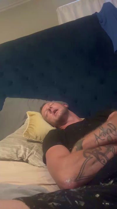 Monster8Dick live cam on Cam4