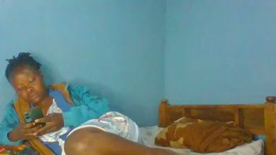 Montana_9 live cam on Cam4