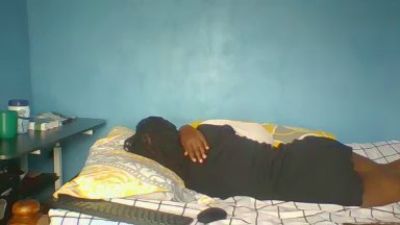 Montana_9 live cam on Cam4