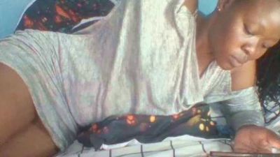 Montana_9 live cam on Cam4