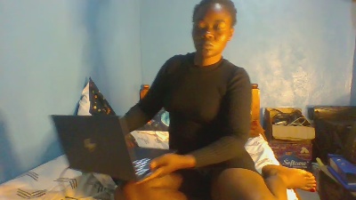 Montana_9 live cam on Cam4