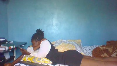 Montana_9 live cam on Cam4